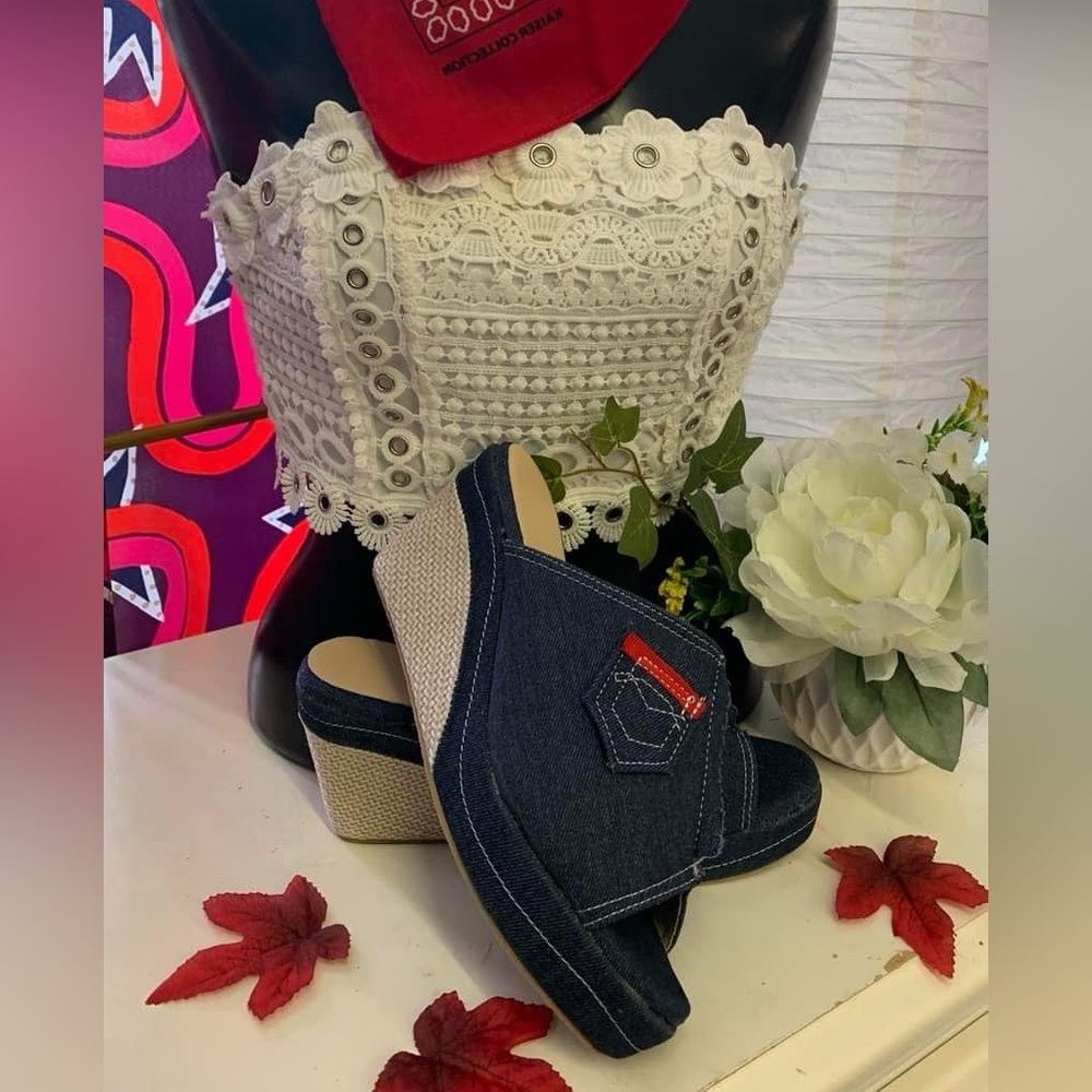 Women’s sandals